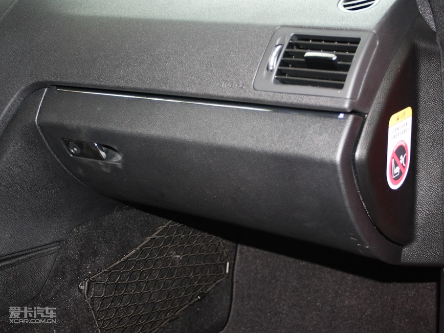 2010YC(M) C 200 CGI