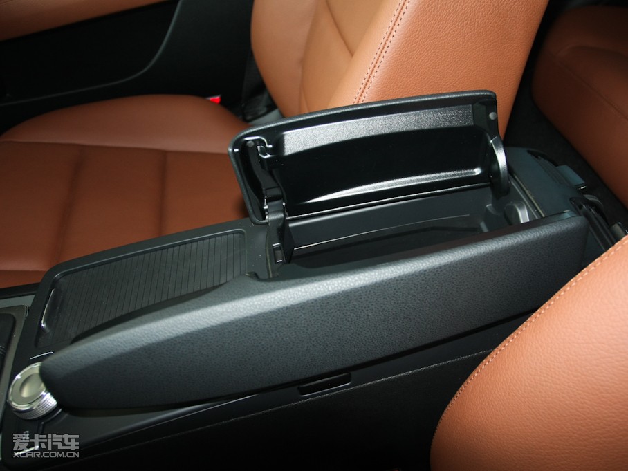 2010YC(M) C 200 CGI