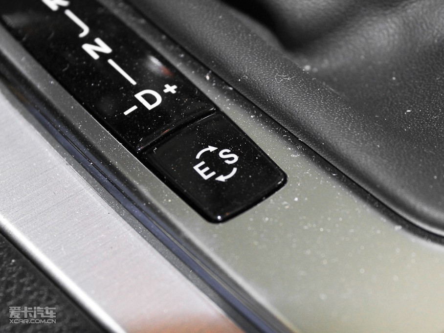 2011YC(M(jn)) C 200 r(sh)