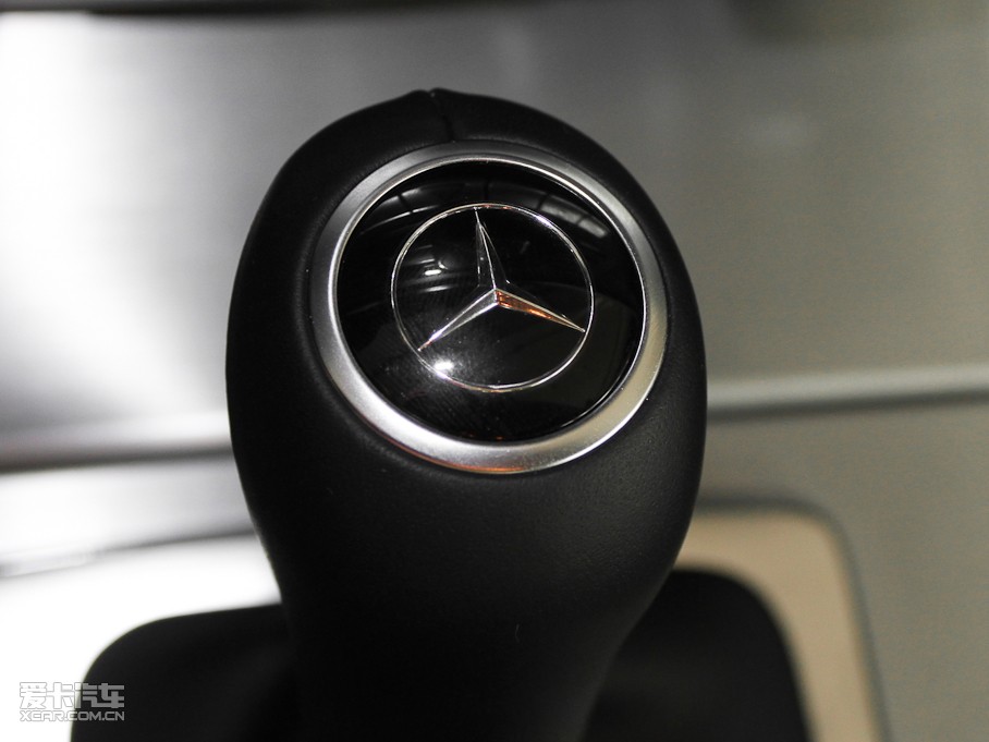 2011YC(M) C 200 r