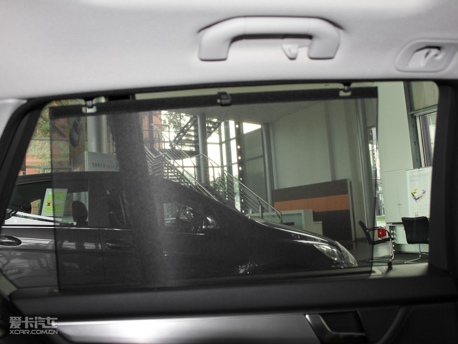 2011YC(M) C 200 r