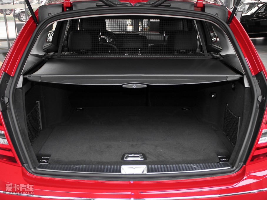 2011YC(M) C 200 r