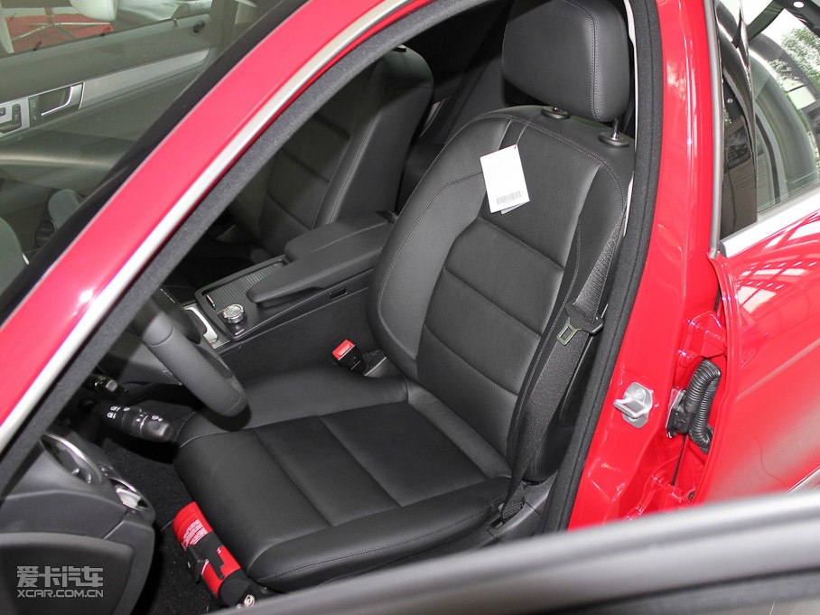 2011YC(M) C 200 r