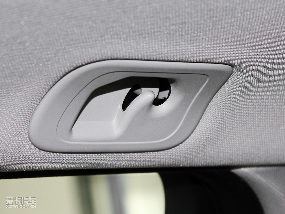 2011YC(M) C 200 r