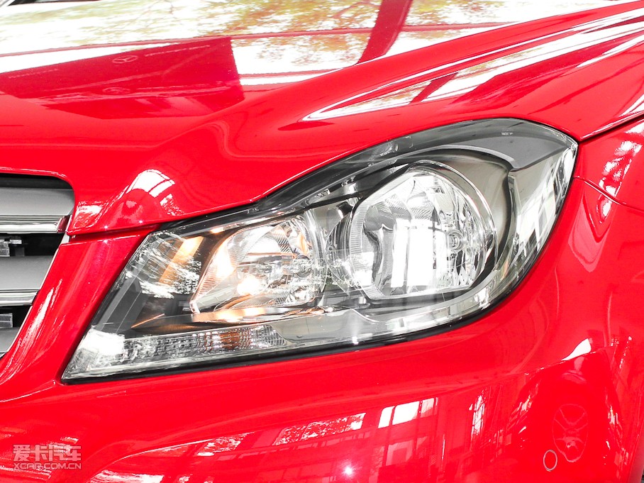 2011YC(M) C 200 r