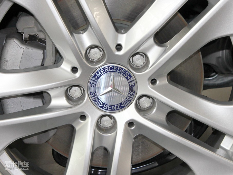 2011YC(j)(M(jn)) C 200 r(sh)