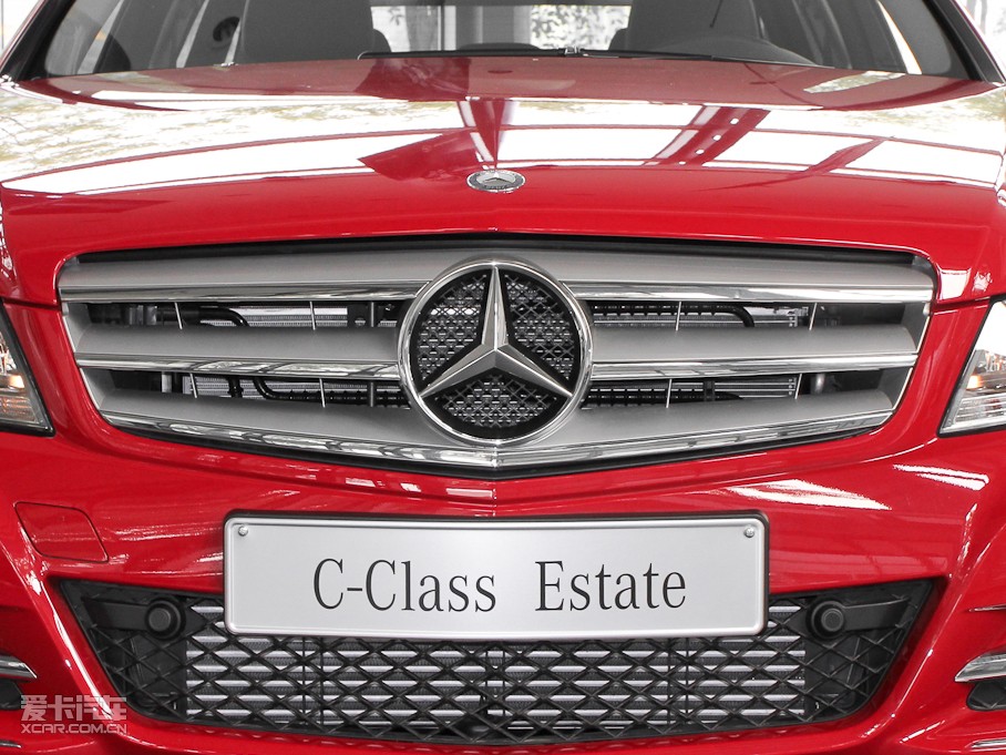 2011YC(M) C 200 r