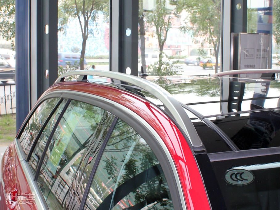 2011YC(M) C 200 r