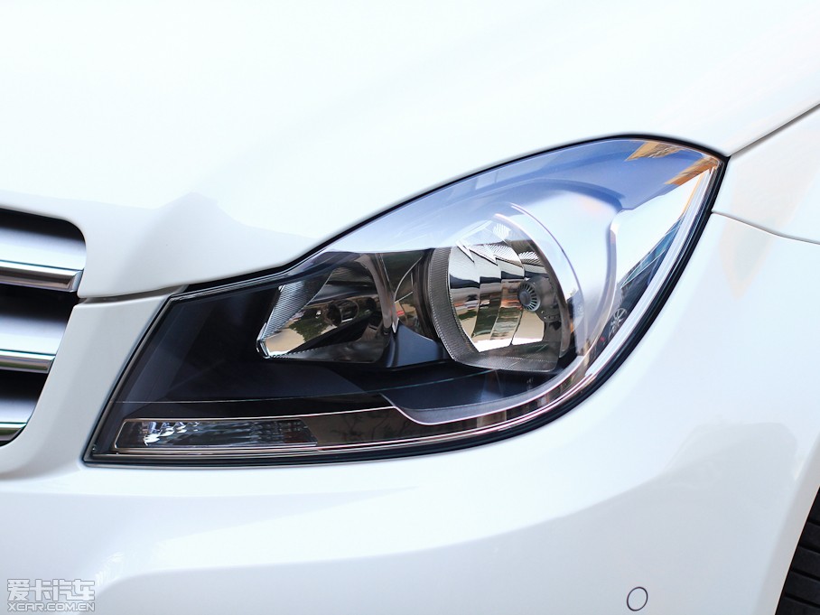 2011YC(M) C 200 r