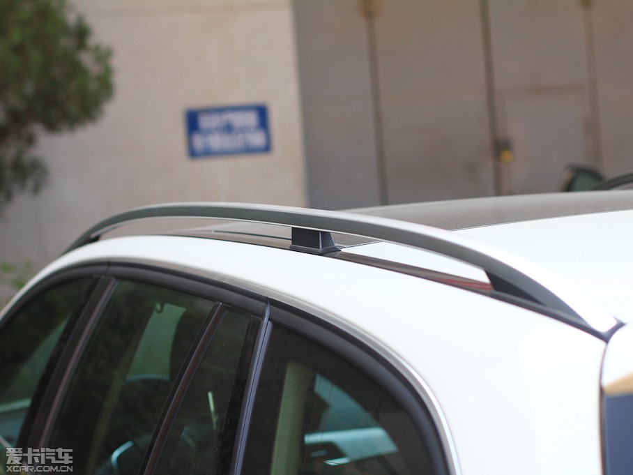 2011YC(M) C 200 r