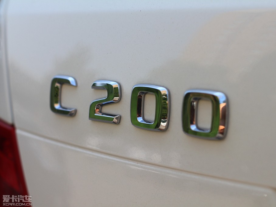 2011YC(M) C 200 r