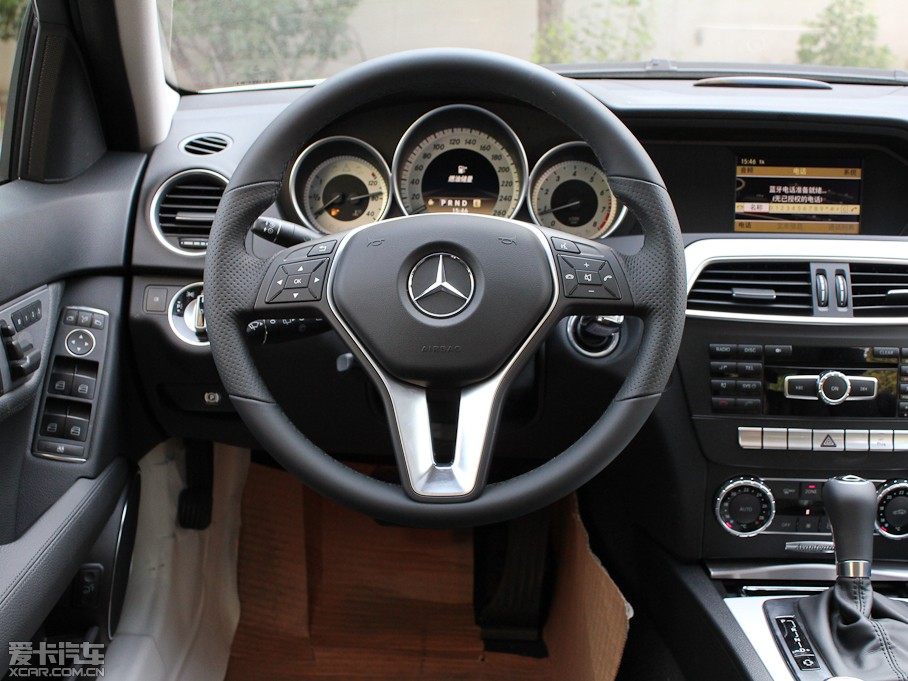 2011YC(M) C 200 r