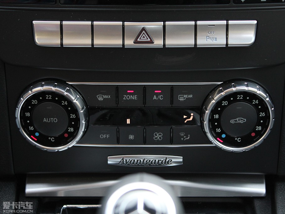 2011YC(M) C 200 r