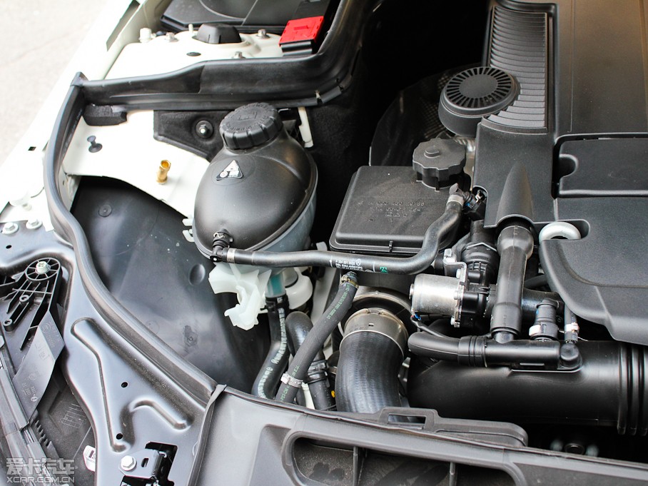 2011YC(M(jn)) C 200 r