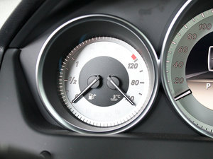 2011款C 200 时尚型 中控区