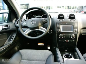 2010ML 300 4MATIC п؅^