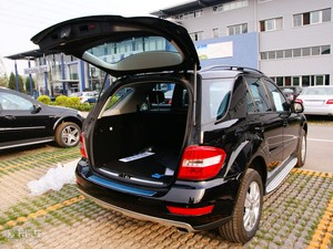 2010ML 300 4MATIC g