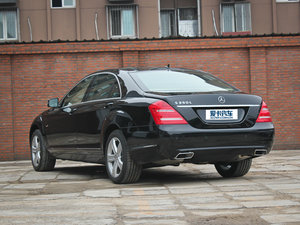 2011款S 350L CGI 左后45度