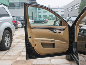 2011款S 350L CGI 驾驶位车门