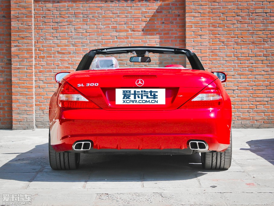 2011YSL SL 300 Grand Edition