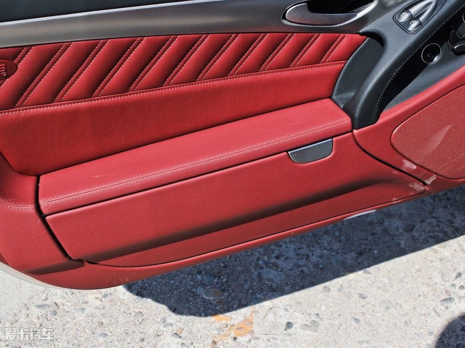 2011YSL SL 300 Grand Edition