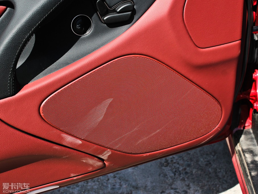 2011YSL SL 300 Grand Edition