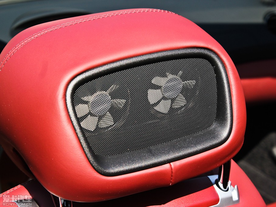 2011YSL SL 300 Grand Edition