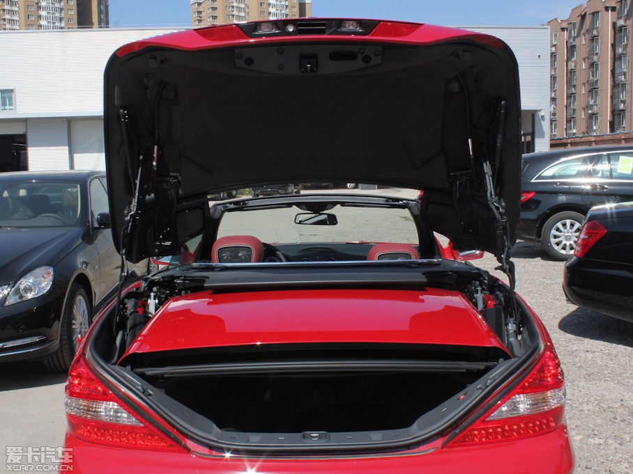 2011YSL SL 300 Grand Edition