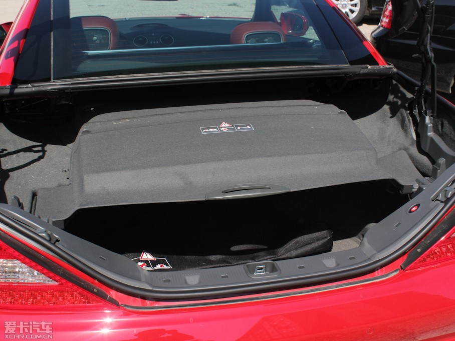 2011YSL SL 300 Grand Edition