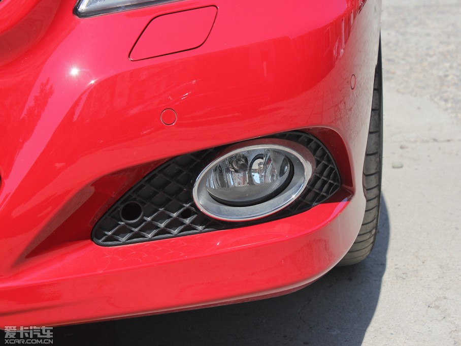 2011YSL SL 300 Grand Edition