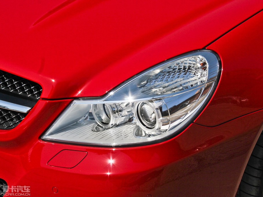 2011YSL SL 300 Grand Edition