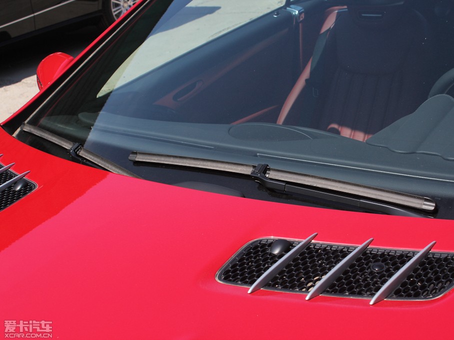 2011YSL SL 300 Grand Edition