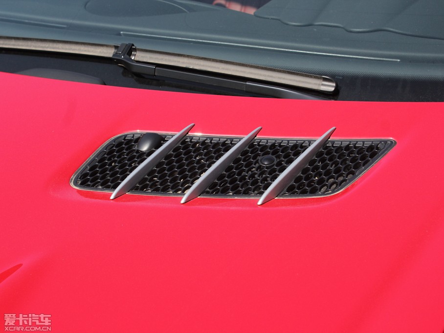 2011YSL SL 300 Grand Edition