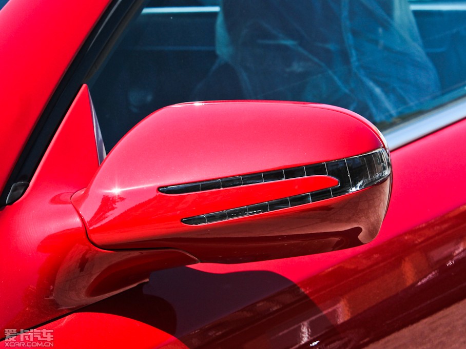 2011YSL SL 300 Grand Edition