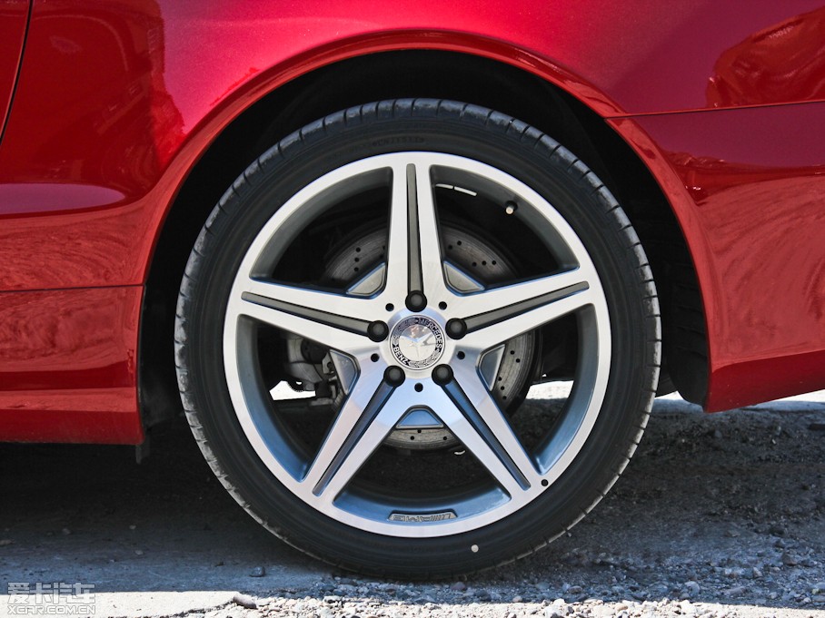 2011YSL SL 300 Grand Edition