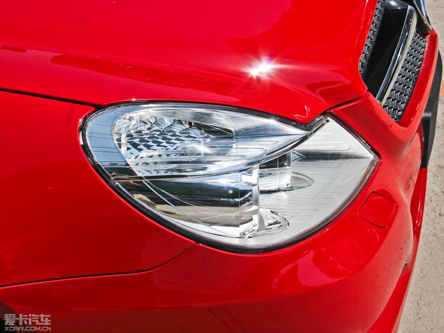 2011YSL SL 300 Grand Edition