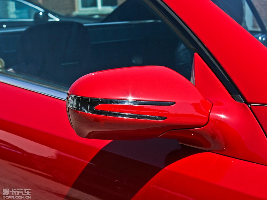 2011YSL SL 300 Grand Edition