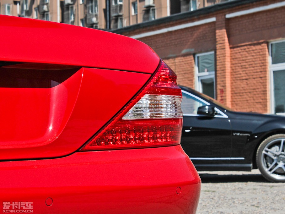 2011YSL SL 300 Grand Edition