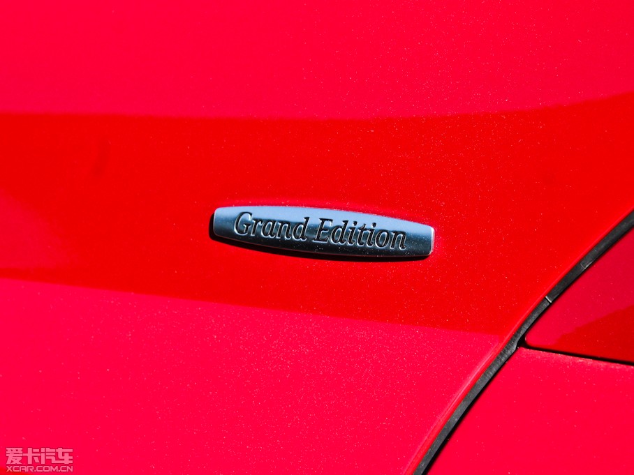 2011YSL SL 300 Grand Edition