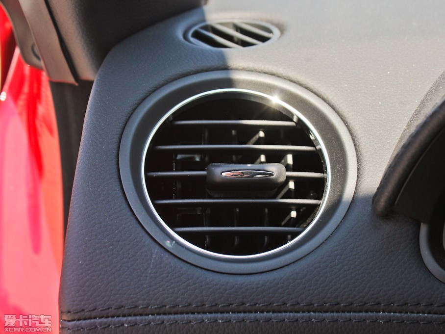 2011YSL SL 300 Grand Edition