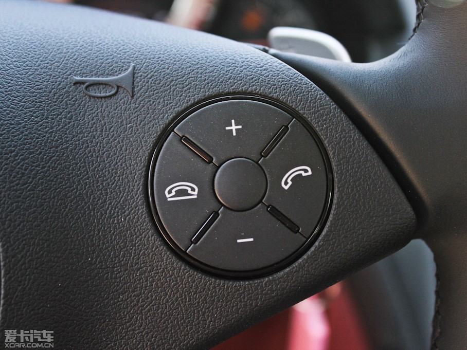 2011YSL SL 300 Grand Edition