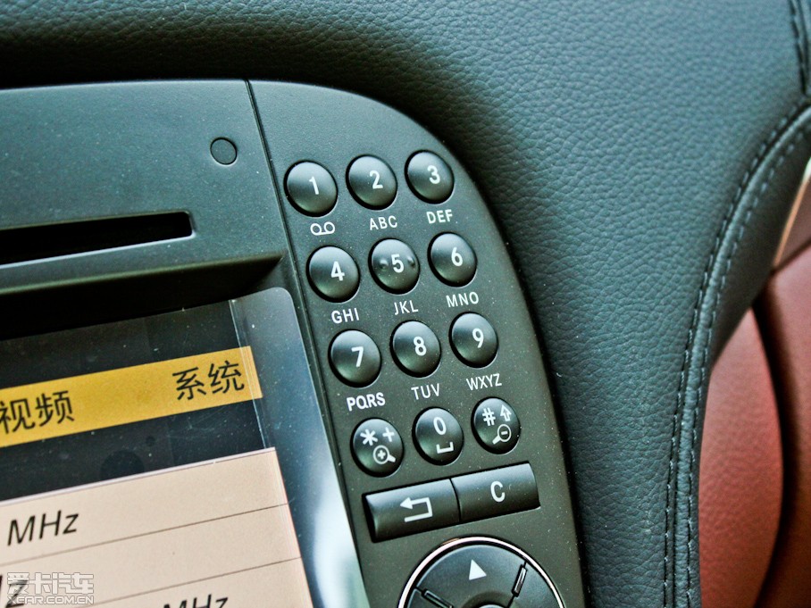 2011YSL SL 300 Grand Edition