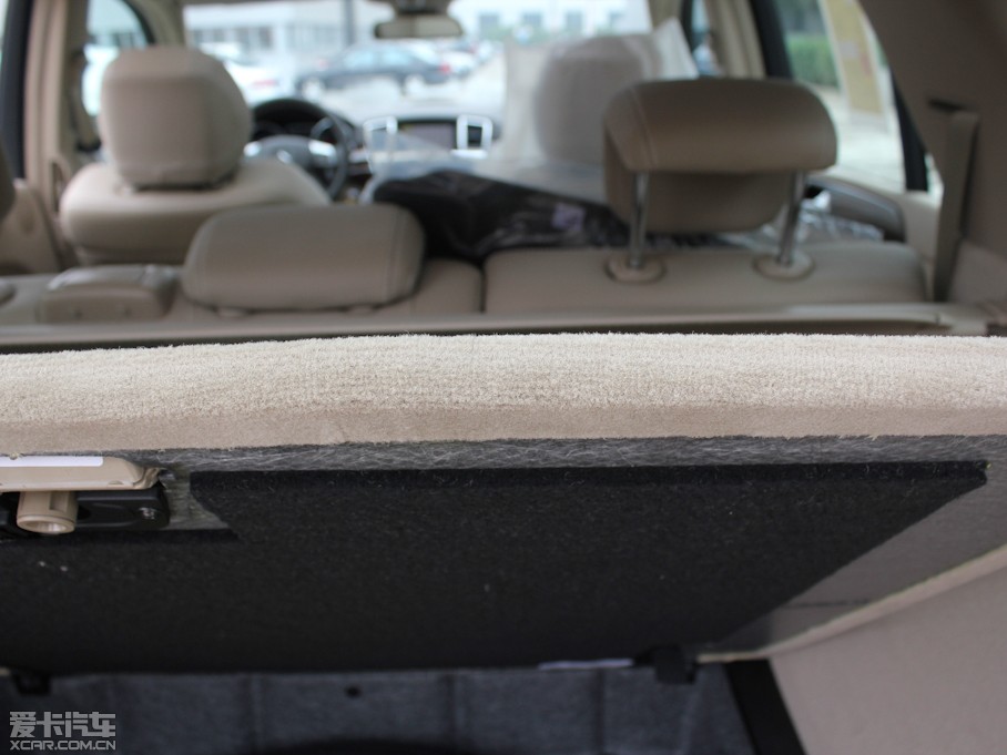 2012YM(j) ML 350 (dng)а