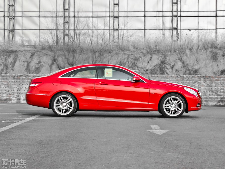 2011��YE���p�T E 260 CGI Coupe