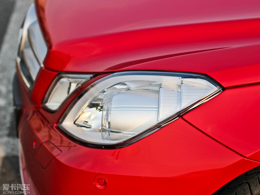 2011��YE���p�T E 260 CGI Coupe