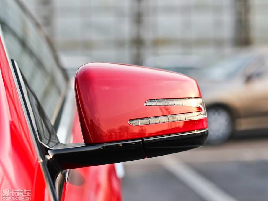 2011��YE���p�T E 260 CGI Coupe