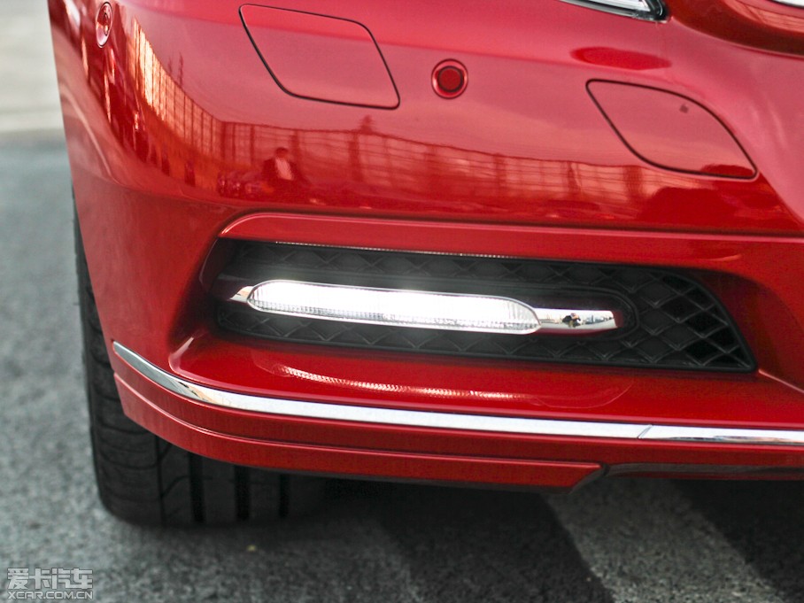 2011��YE���p�T E 260 CGI Coupe