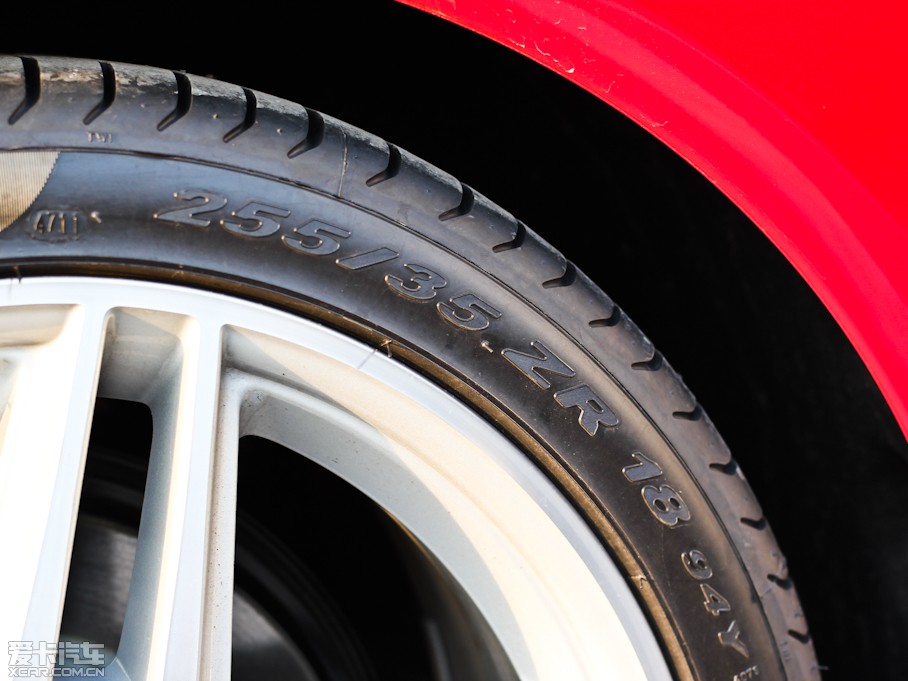 2011��YE���p�T E 260 CGI Coupe