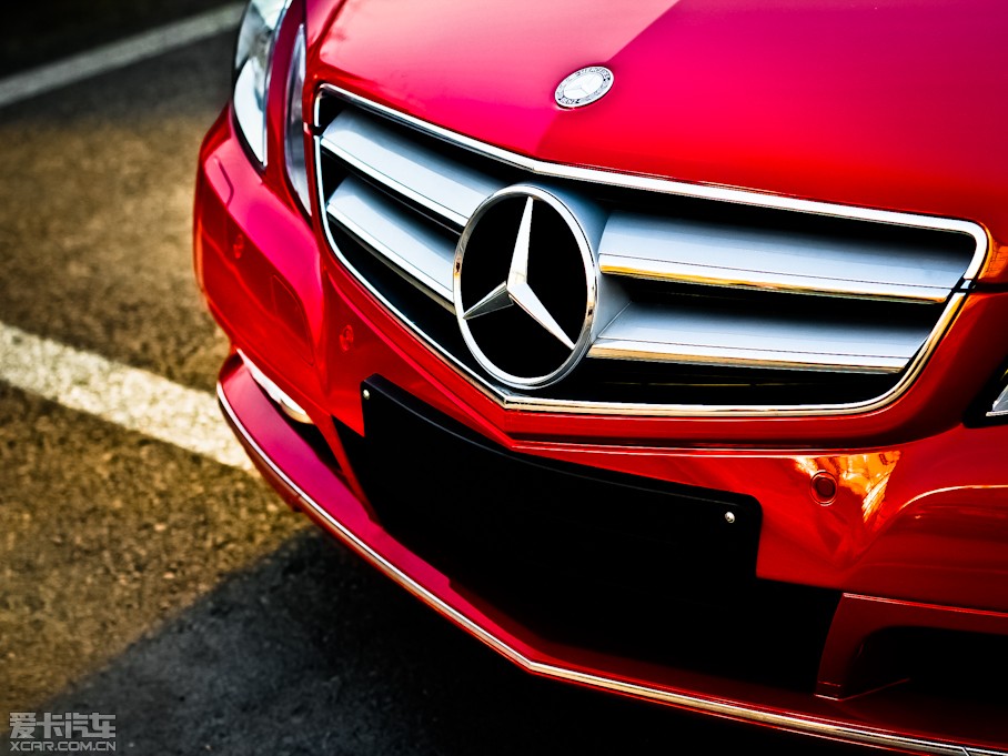 2011��YE���p�T E 260 CGI Coupe