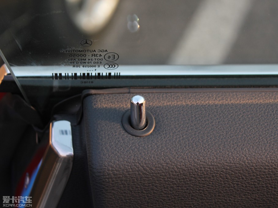 2011��YE���p�T E 260 CGI Coupe